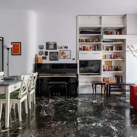 Boldrini With Balcony By Wonderful Italy