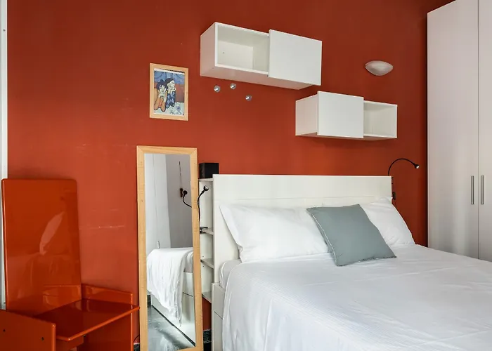 Boldrini With Balcony By Wonderful Italy * 볼로냐