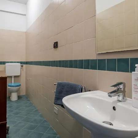 Apartment Boldrini With Balcony By Wonderful Italy *
